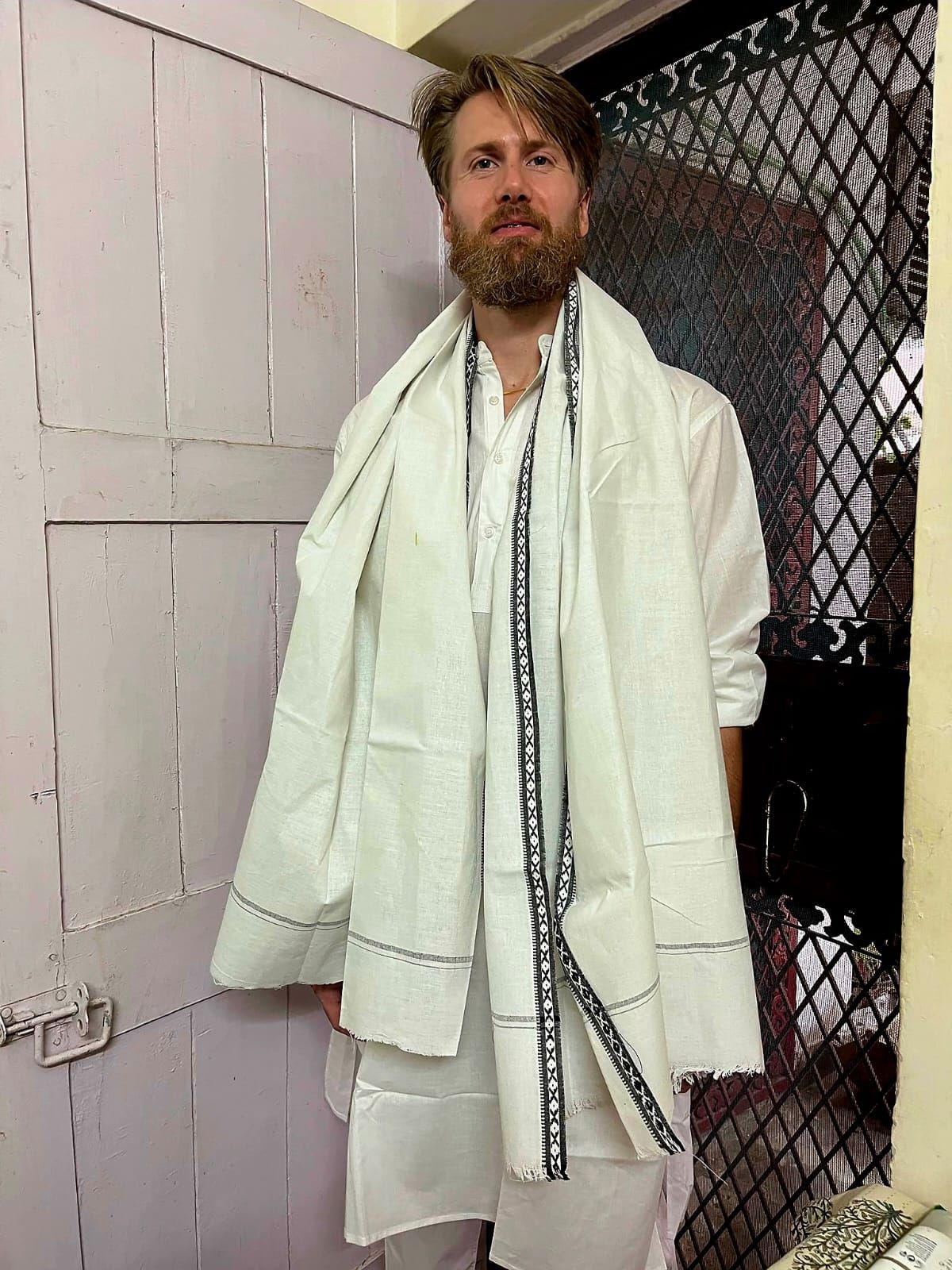 Diederik in his new white kurta with matching gamcha